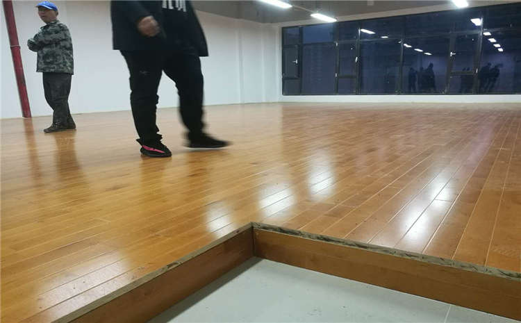 硬木企口運動(dòng)木地板龍骨的規格及尺寸