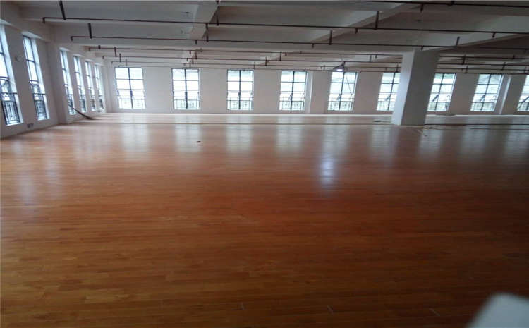 鋪設籃球館木地板前不要忘了做這些檢查