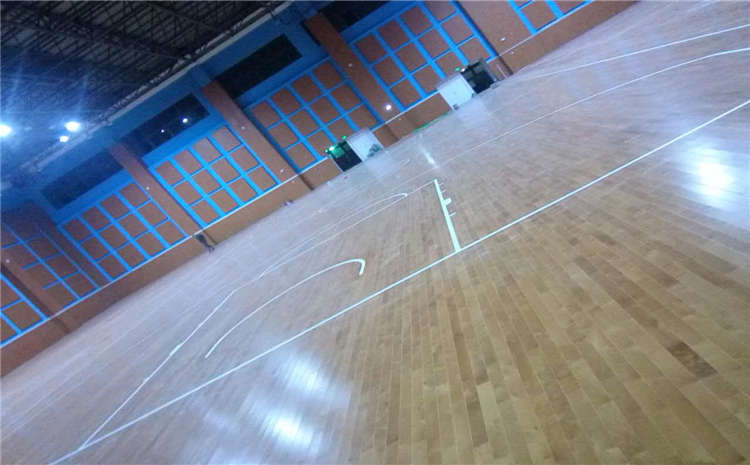 廣東柞木實(shí)木運動(dòng)地板價(jià)格是多少