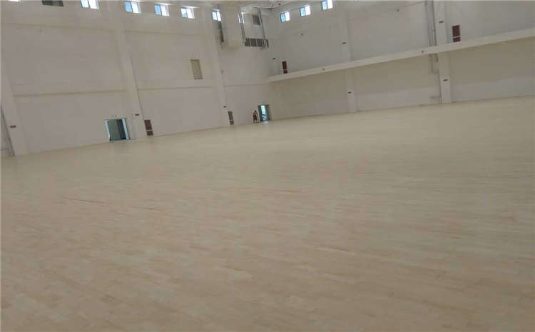 五角楓木地板籃球場(chǎng)單層龍骨結構