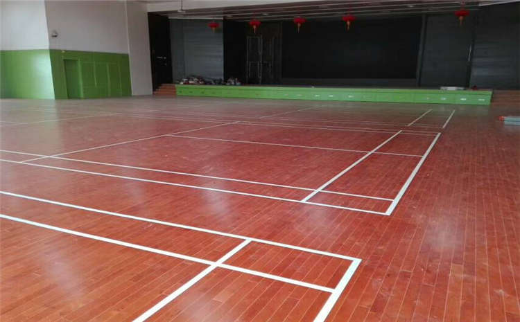 呼和浩特楓樺木實(shí)木運動(dòng)地板什么品牌好
