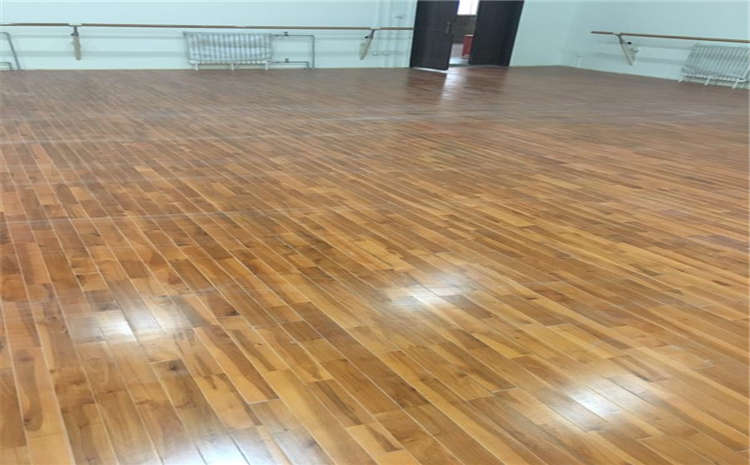常見(jiàn)的舞蹈房木地板代理商