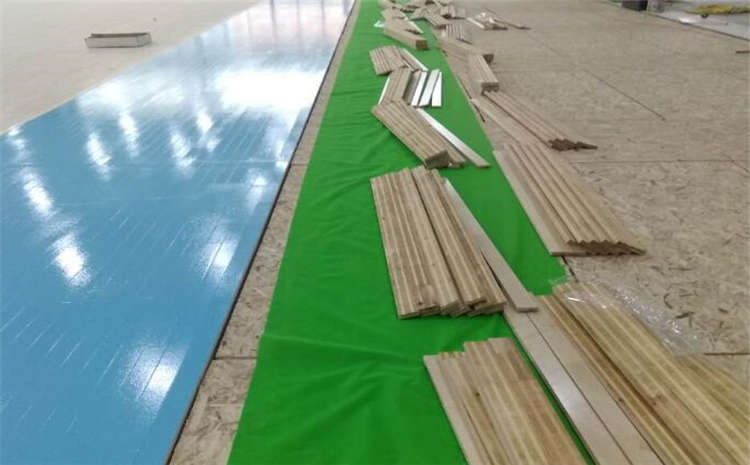 西安楓木體育場(chǎng)地板批發(fā)