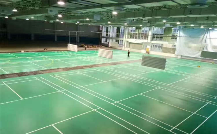 福建柞木體育場(chǎng)地板價(jià)格是多少