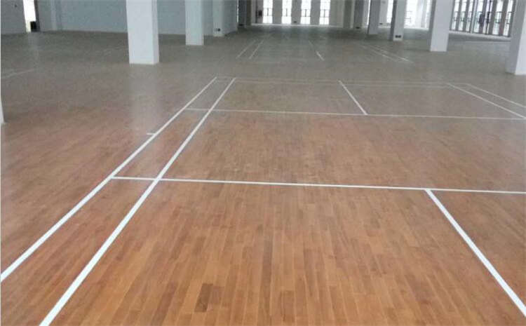 南寧柞木體育場(chǎng)地板品牌電話(huà)