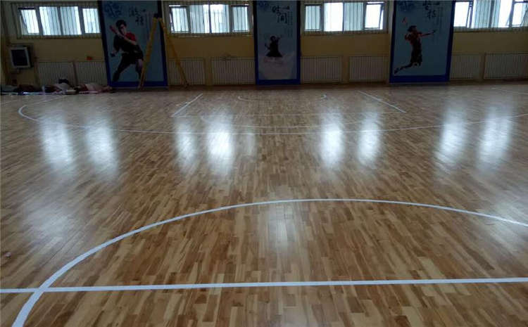 松木運動(dòng)木地板十大品牌