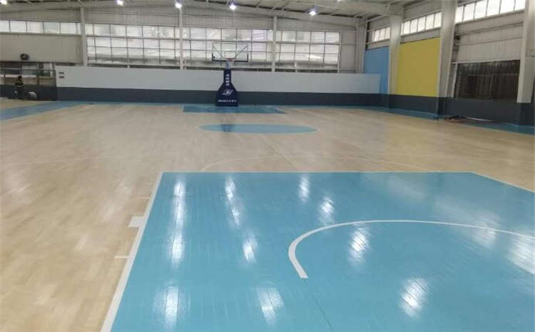 大型運動(dòng)木地板每平米價(jià)格