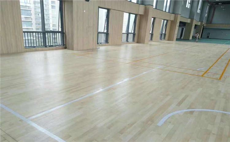 山東柞木實(shí)木運動(dòng)地板哪些品牌