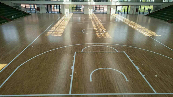 貴州省遵義市習水縣**中學(xué)籃球館木地板案例